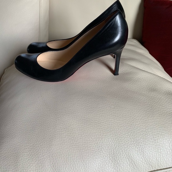 Christian Louboutin beautiful black pumps - Picture 3 of 4